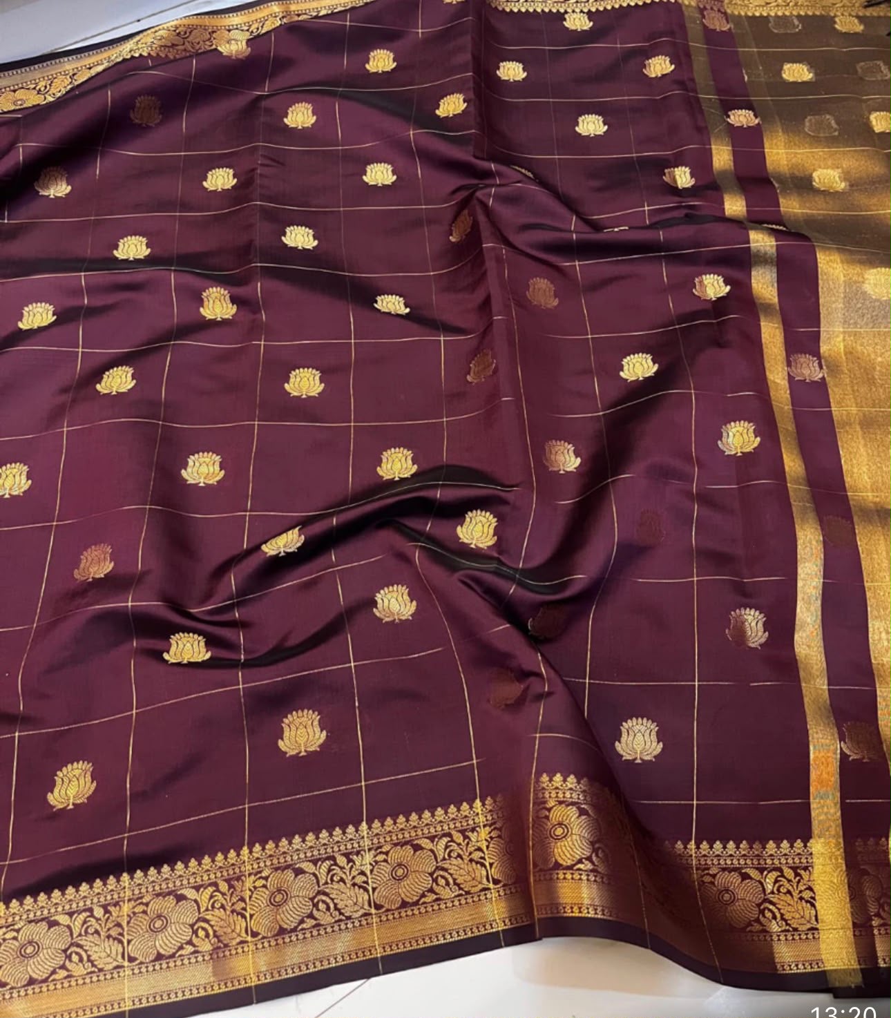 Niranjana Banarasi Semi-Katan Soft Silk Saree